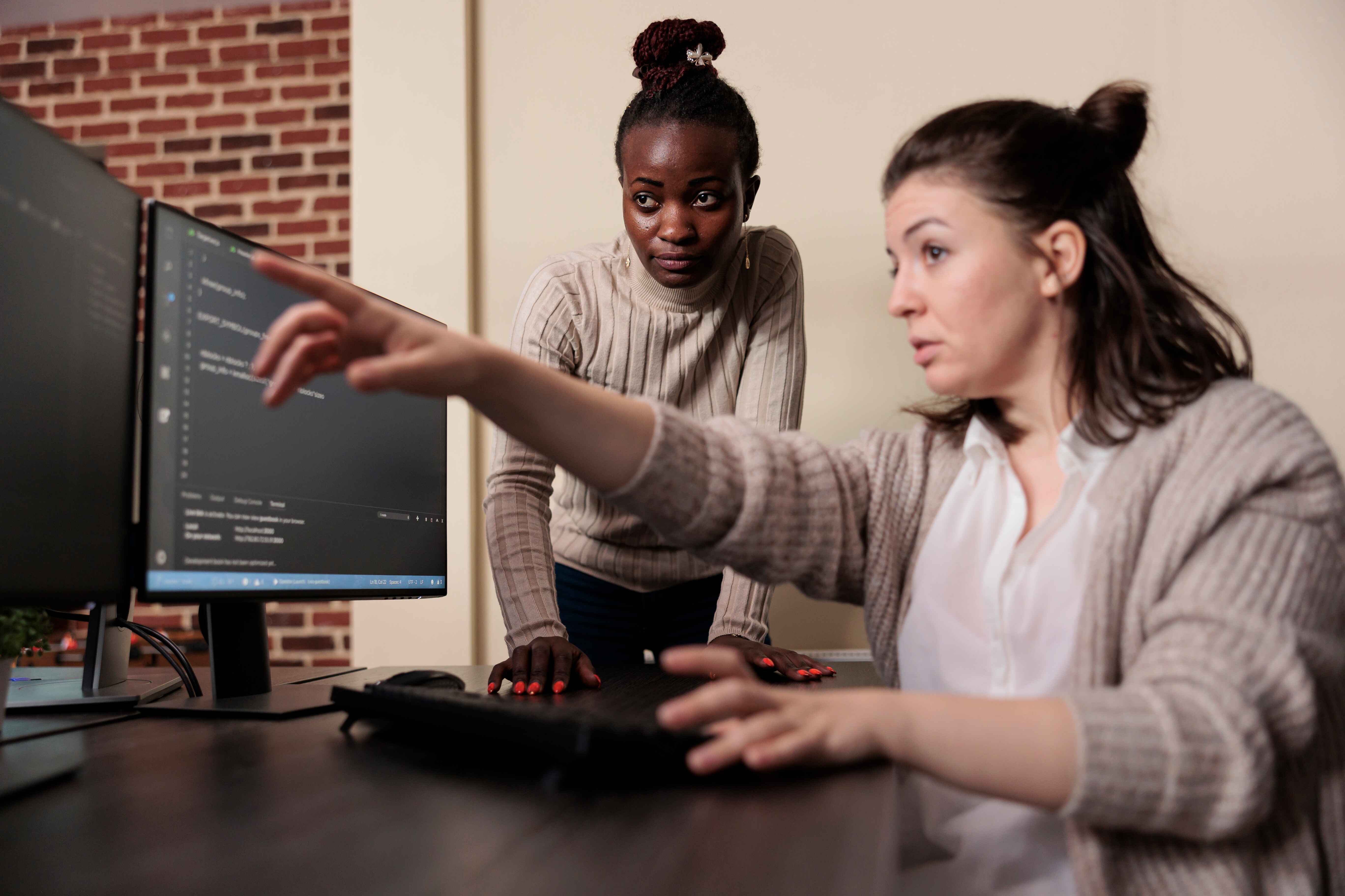 Hyqoo Helped a SaaS Firm Beat Hiring Delays